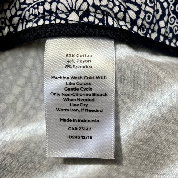 Talbots Navy/White Paisley Chatham Ankle Pants 6P - Picture 8 of 9